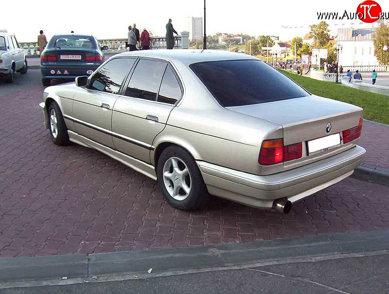 3 049 р. Пороги накладки Classic BMW 5 серия E34 седан дорестайлинг (1988-1994)  с доставкой в г. Екатеринбург