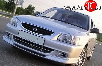 5 949 р. Накладка Street на передний бампер автомобиля Hyundai Accent седан ТагАЗ (2001-2012) (Неокрашенная)  с доставкой в г. Екатеринбург