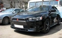 899 р. Вставка переднего бампера (зубатка) Evo  Mitsubishi Lancer  10 CY (2007-2017) седан дорестайлинг, хэтчбэк дорестайлинг, седан рестайлинг, хэтчбек 5 дв рестайлинг (Неокрашенная)  с доставкой в г. Екатеринбург. Увеличить фотографию 2