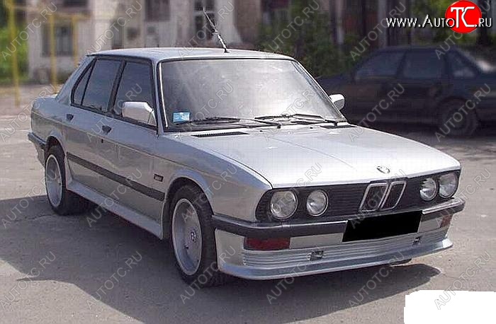 4 499 р. Накладка на передний бампер Jaguar BMW 5 серия E28 седан (1981-1988)  с доставкой в г. Екатеринбург