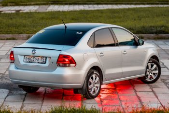 3 899 р. Лип спойлер Racing  Volkswagen Polo  5 (2009-2020) седан дорестайлинг, хэтчбек рестайлинг (Неокрашенный)  с доставкой в г. Екатеринбург. Увеличить фотографию 4