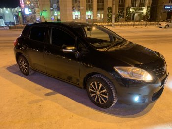 1 759 р. Дефлектор капота CA-Plastiс  Toyota Auris  E150 (2010-2012) хэтчбэк 5 дв. рестайлинг (Classic черный, Без надписи)  с доставкой в г. Екатеринбург. Увеличить фотографию 4