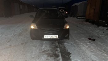 6 349 р. Передний бампер SAT  Toyota Belta/Yaris  XP90 (2005-2012) седан (Неокрашенный)  с доставкой в г. Екатеринбург. Увеличить фотографию 2