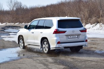 18 649 р. Защита порогов из трубы Ø51 Petroil Tuning Lexus LX450d J200 2-ой рестайлинг (2015-2022) (Нержавеющая полированная сталь)  с доставкой в г. Екатеринбург. Увеличить фотографию 2