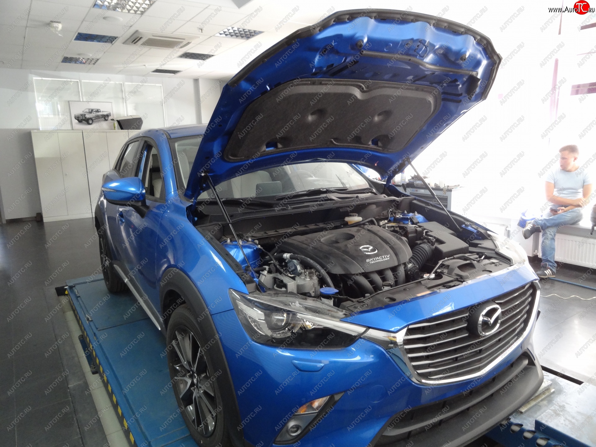 2 399 р. Упоры капота Russtal Mazda CX-3 DK дорестайлинг (2014-2018)  с доставкой в г. Екатеринбург