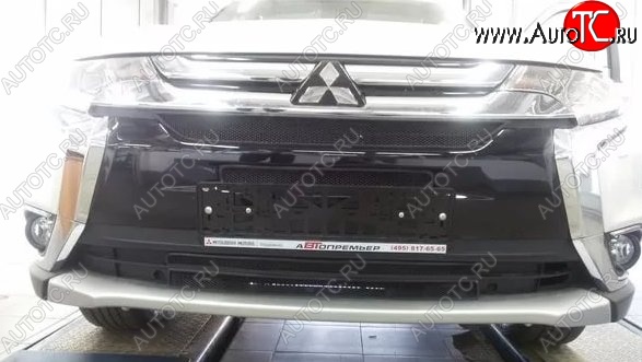 3 299 р. Защитная решётка в воздуховод автомобиля Russtal (черная)  Mitsubishi Outlander  GF (2015-2018) 2-ой рестайлинг  с доставкой в г. Екатеринбург