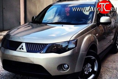 1 529 р. Темная защита передних фар SIM Mitsubishi Outlander XL (CW)  дорестайлинг (2005-2009)  с доставкой в г. Екатеринбург