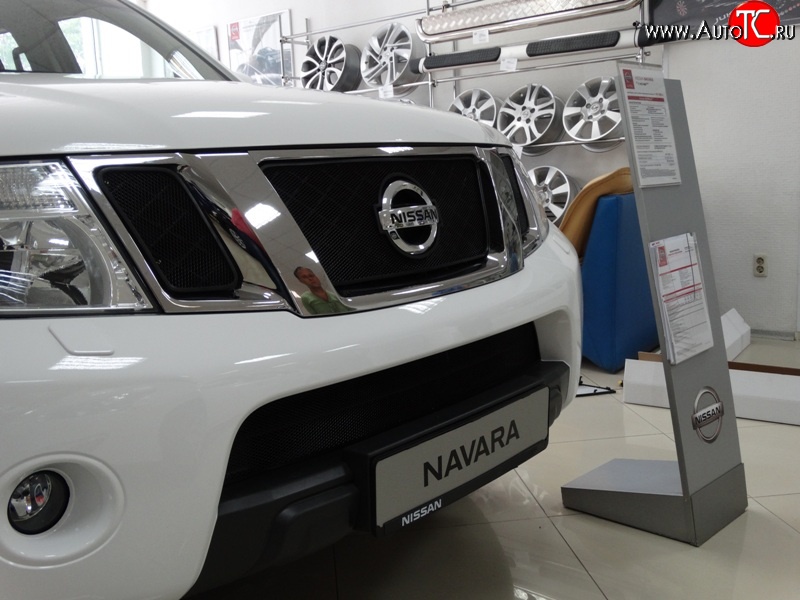 1 469 р. Нижняя сетка на бампер Russtal (черная)  Nissan Pathfinder  R51 (2009-2014) рестайлинг  с доставкой в г. Екатеринбург