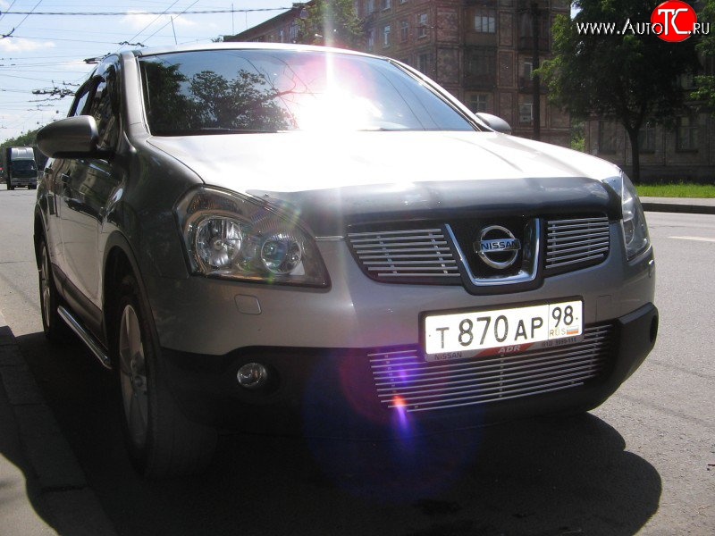 4 399 р. Декоративная вставка решетки радиатора Berkut Nissan Qashqai 1 дорестайлинг (2007-2010)  с доставкой в г. Екатеринбург