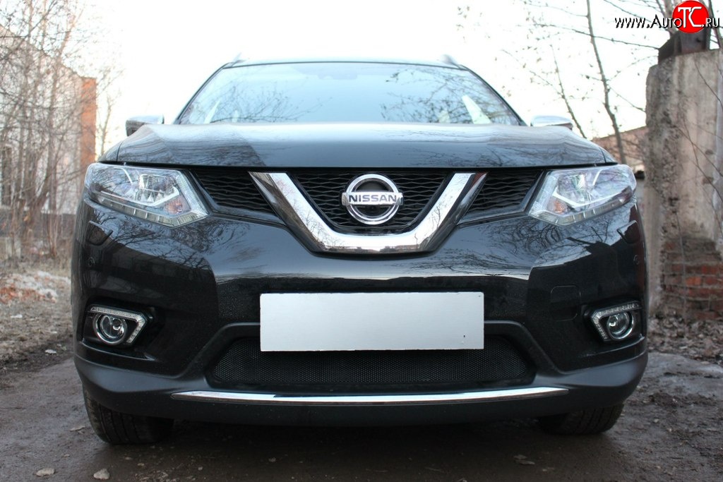 1 469 р. Сетка на бампер Russtal (черная) Nissan X-trail 3 T32 рестайлинг (2017-2022)  с доставкой в г. Екатеринбург