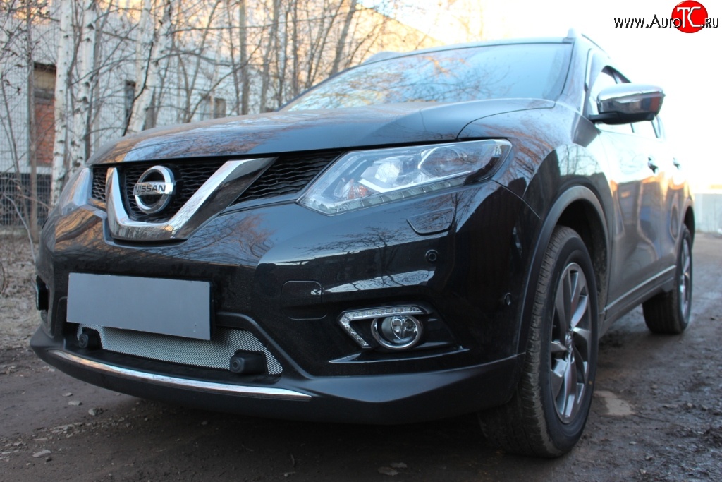 1 569 р. Сетка (под парктроник) на бампер Russtal (хром)  Nissan X-trail  3 T32 (2017-2022) рестайлинг  с доставкой в г. Екатеринбург