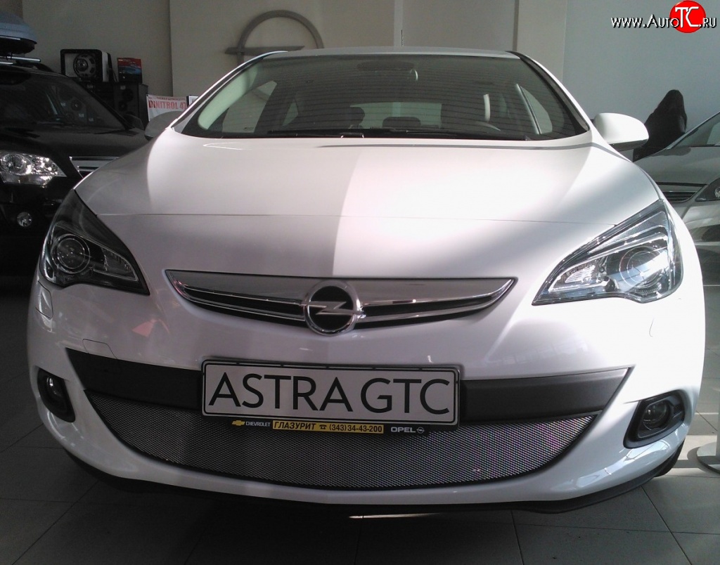 1 539 р. Сетка на бампер GTC Russtal (хром)  Opel Astra  J (2009-2012) хэтчбек 5 дв. дорестайлинг  с доставкой в г. Екатеринбург