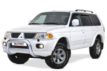 Защита переднего бампера кенгурятник d76 низкий Slitkoff Mitsubishi Pajero Sport PA рестайлинг (2004-2008)