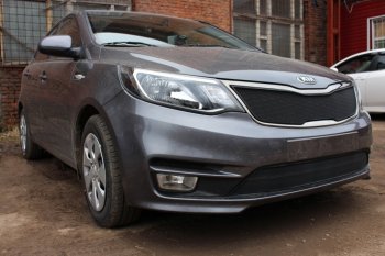 3 199 р. Защитная сетка в бампер (низ, ячейка 3х7 мм) Alfeco Стандарт KIA Rio 3 QB рестайлингхэтчбек5дв. (2015-2017) (Чёрная)  с доставкой в г. Екатеринбург. Увеличить фотографию 2