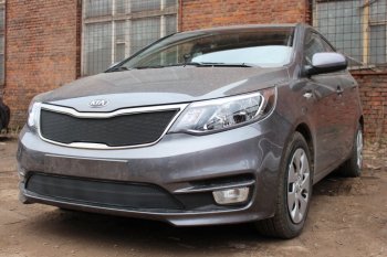 3 199 р. Защитная сетка в бампер (низ, ячейка 3х7 мм) Alfeco Стандарт KIA Rio 3 QB рестайлингхэтчбек5дв. (2015-2017) (Чёрная)  с доставкой в г. Екатеринбург. Увеличить фотографию 3