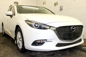 2 799 р. Защитная сетка в бампер (низ, ячейка 3х7 мм) Alfeco Стандарт  Mazda 3/Axela  BM (2016-2019) рестайлинг седан, рестайлинг, хэтчбэк (Чёрная)  с доставкой в г. Екатеринбург. Увеличить фотографию 3