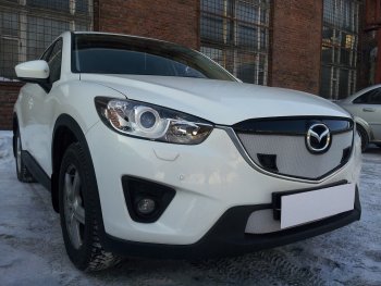 3 099 р. Защитная сетка в бампер (низ, ячейка 3х7 мм) Alfeco Стандарт Mazda CX-5 KE дорестайлинг (2011-2014) (Хром)  с доставкой в г. Екатеринбург. Увеличить фотографию 2