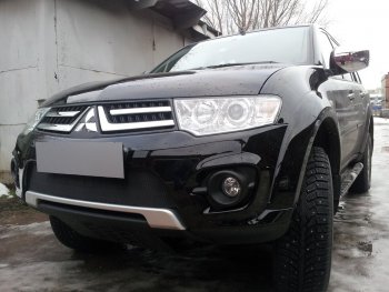 3 399 р. Защитная сетка в бампер (низ, ячейка 3х7 мм) Alfeco Стандарт Mitsubishi L200 4  рестайлинг (2013-2016) (Чёрная)  с доставкой в г. Екатеринбург. Увеличить фотографию 3