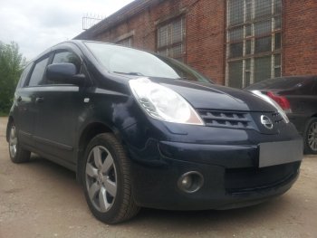 3 099 р. Защитная сетка в бампер (низ, ячейка 3х7 мм) Стрелка11 Стандарт Nissan Note 1 E11 дорестайлинг (2004-2008) (Чёрная)  с доставкой в г. Екатеринбург. Увеличить фотографию 2