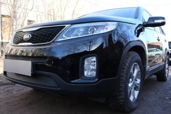 3 989 р. Защитная сетка в бампер (низ, ячейка 4х10 мм) Alfeco Премиум KIA Sorento XM рестайлинг (2012-2015) (Чёрная)  с доставкой в г. Екатеринбург. Увеличить фотографию 4