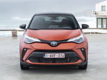 15 749 р. Капот BodyParts Toyota C-HR NGX10, ZGX10 рестайлинг (2019-2024) (Неокрашенный)  с доставкой в г. Екатеринбург. Увеличить фотографию 2