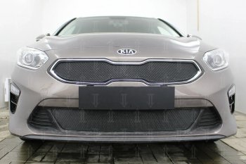 3 099 р. Защитная сетка в бампер (низ, ячейка 3х7 мм) Alfeco Стандарт  KIA Ceed  3 CD (2018-2024) универсал, хэтчбэк (Чёрная)  с доставкой в г. Екатеринбург. Увеличить фотографию 1