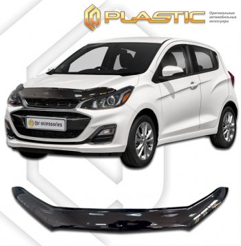 1 759 р. Дефлектор капота CA-Plastic  Chevrolet Spark  M300 (2016-2022) 1-ый рестайлинг, 2-ой рестайлинг (classic черный, без надписи)  с доставкой в г. Екатеринбург. Увеличить фотографию 1