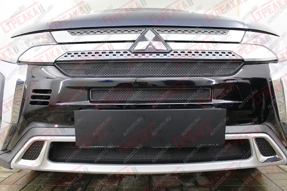 6 999 р. Защита радиатора (3 части с парктроником) Стрелка11 Стандарт  Mitsubishi Outlander  GF (2018-2022) 3-ий рестайлинг (черная)  с доставкой в г. Екатеринбург