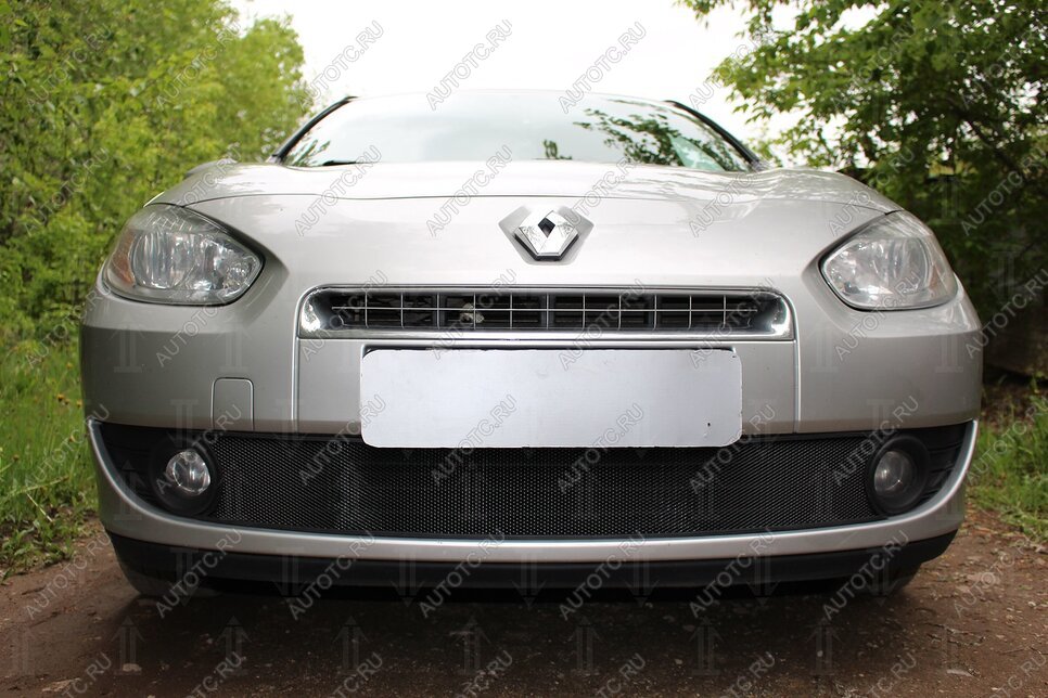 2 399 р. Защита радиатора (верх) Стрелка11 Стандарт  Renault Fluence (2010-2012) дорестайлинг (черная)  с доставкой в г. Екатеринбург