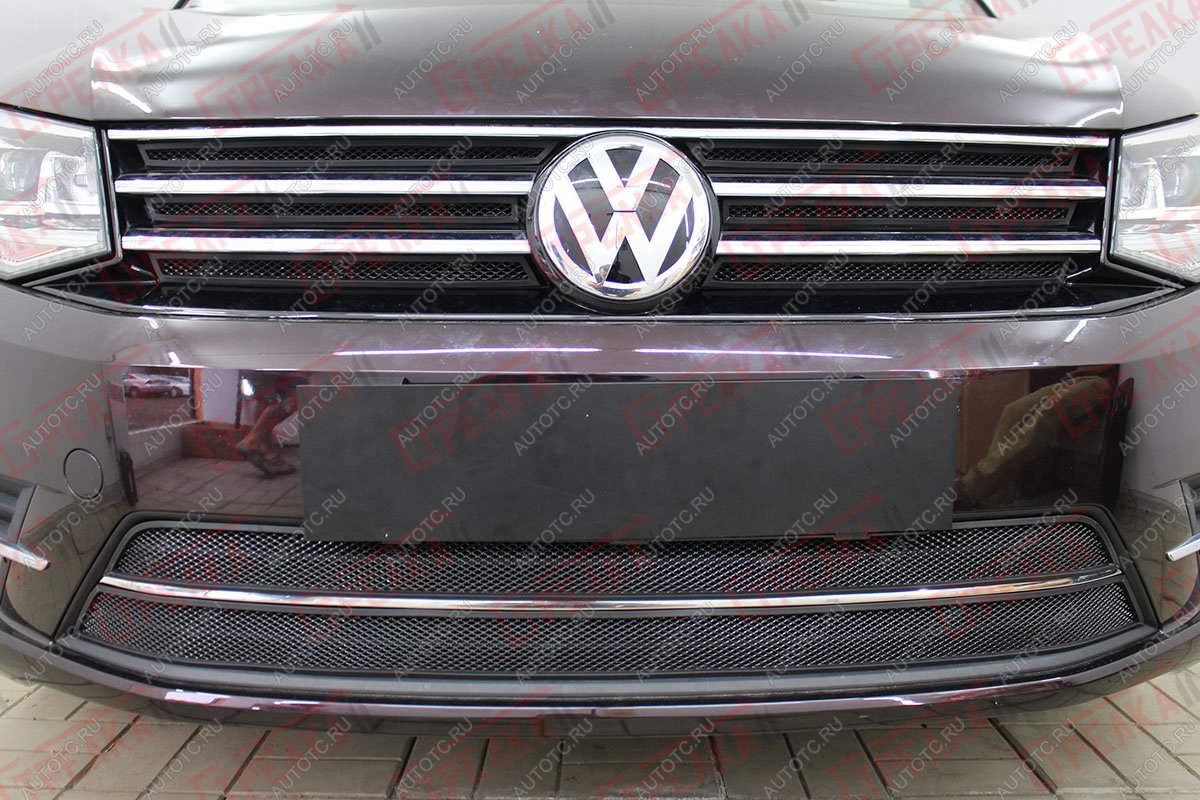 4 949 р. Защита радиатора (верх 6 частей) Стрелка11 Стандарт Volkswagen Caddy 2K рестайлинг (2015-2020) (черная)  с доставкой в г. Екатеринбург