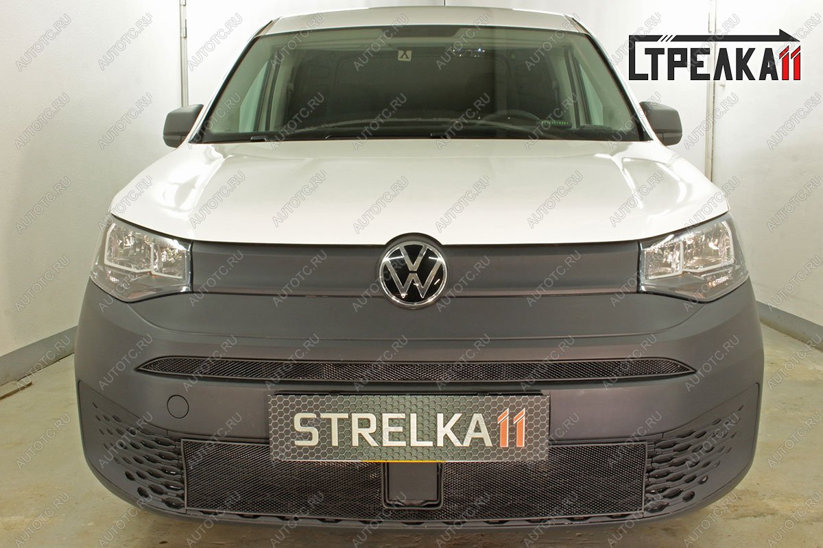 2 369 р. Защита радиатора (верх) Стрелка11 Стандарт  Volkswagen Caddy (2020-2024) (черная)  с доставкой в г. Екатеринбург