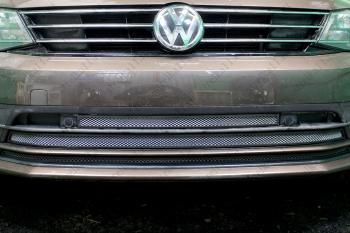 4 949 р.  Защита радиатора (3 части) Стрелка11 Стандарт  Volkswagen Jetta  A6 (2015-2018) седан рестайлинг (хром)  с доставкой в г. Екатеринбург. Увеличить фотографию 1