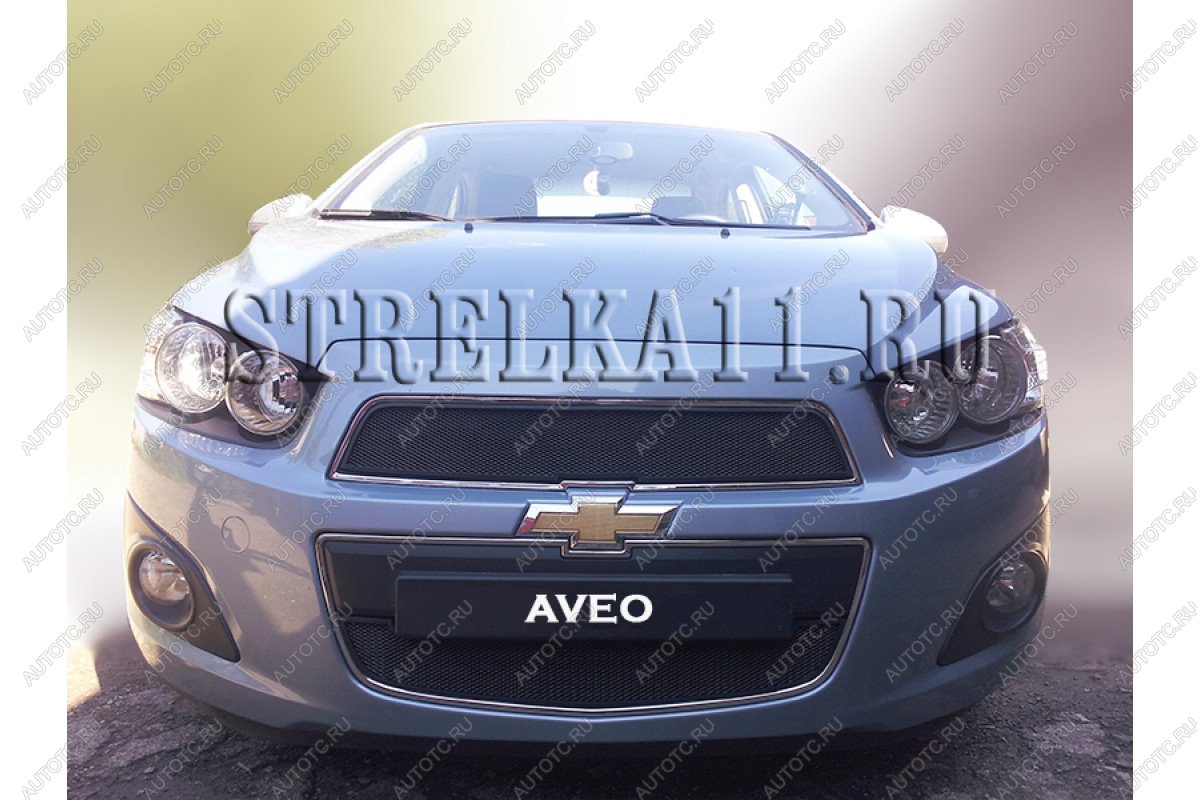 799 р. Зимняя заглушка решетки радиатора (верх) Стрелка11 Chevrolet Aveo T300 хэтчбек (2011-2015) (черная)  с доставкой в г. Екатеринбург