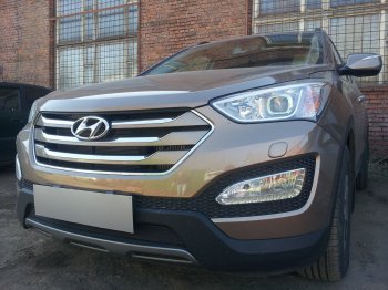 2 899 р.           Защита радиатора Hyundai Santa Fe 2012-2015 black  Hyundai Santa Fe  DM (2012-2016) дорестайлинг (черная)  с доставкой в г. Екатеринбург. Увеличить фотографию 1