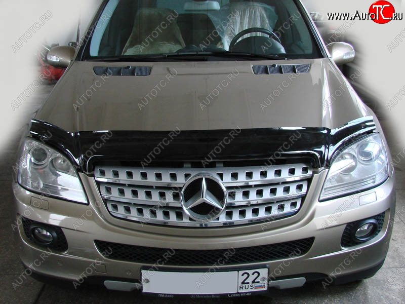 2 879 р. Дефлектор капота SIM Mercedes-Benz ML class W164 дорестайлинг (2005-2008)  с доставкой в г. Екатеринбург