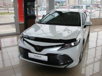 3 299 р. Дефлектор капота SIM  Toyota Camry  XV70 (2017-2021) дорестайлинг  с доставкой в г. Екатеринбург. Увеличить фотографию 1