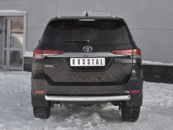 15 649 р. Защита заднего бампера (Ø63 мм короткая, нержавейка) Russtal Toyota Fortuner AN160 дорестайлинг (2015-2020)  с доставкой в г. Екатеринбург. Увеличить фотографию 1