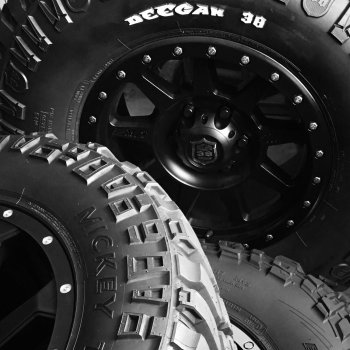 41 999 р. Грязевая покрышка Mickey Thompson DEEGAN 38™ R16 265x75 SSANGYONG Rexton Y250 (2006-2012). Увеличить фотографию 5