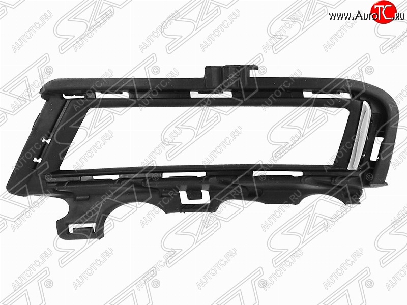 195 р. Левая рамка противотуманной фары SAT (с хром полосой)  Volkswagen Golf  7 (2012-2017) дорестайлинг, хэтчбэк 5 дв.  с доставкой в г. Екатеринбург