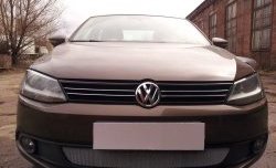 1 539 р. Сетка на бампер Russtal (хром)  Volkswagen Jetta  A6 (2011-2015) седан дорестайлинг  с доставкой в г. Екатеринбург. Увеличить фотографию 2