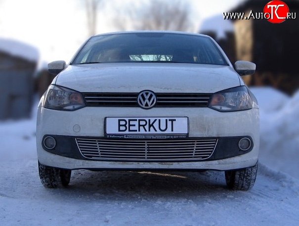 5 599 р. Декоративная вставка воздухозаборника Berkut Volkswagen Polo 5 седан дорестайлинг (2009-2015)  с доставкой в г. Екатеринбург