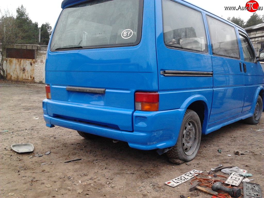 8 899 р. Задний бампер Luxe  Volkswagen Caravelle  T4 - Transporter  T4  с доставкой в г. Екатеринбург